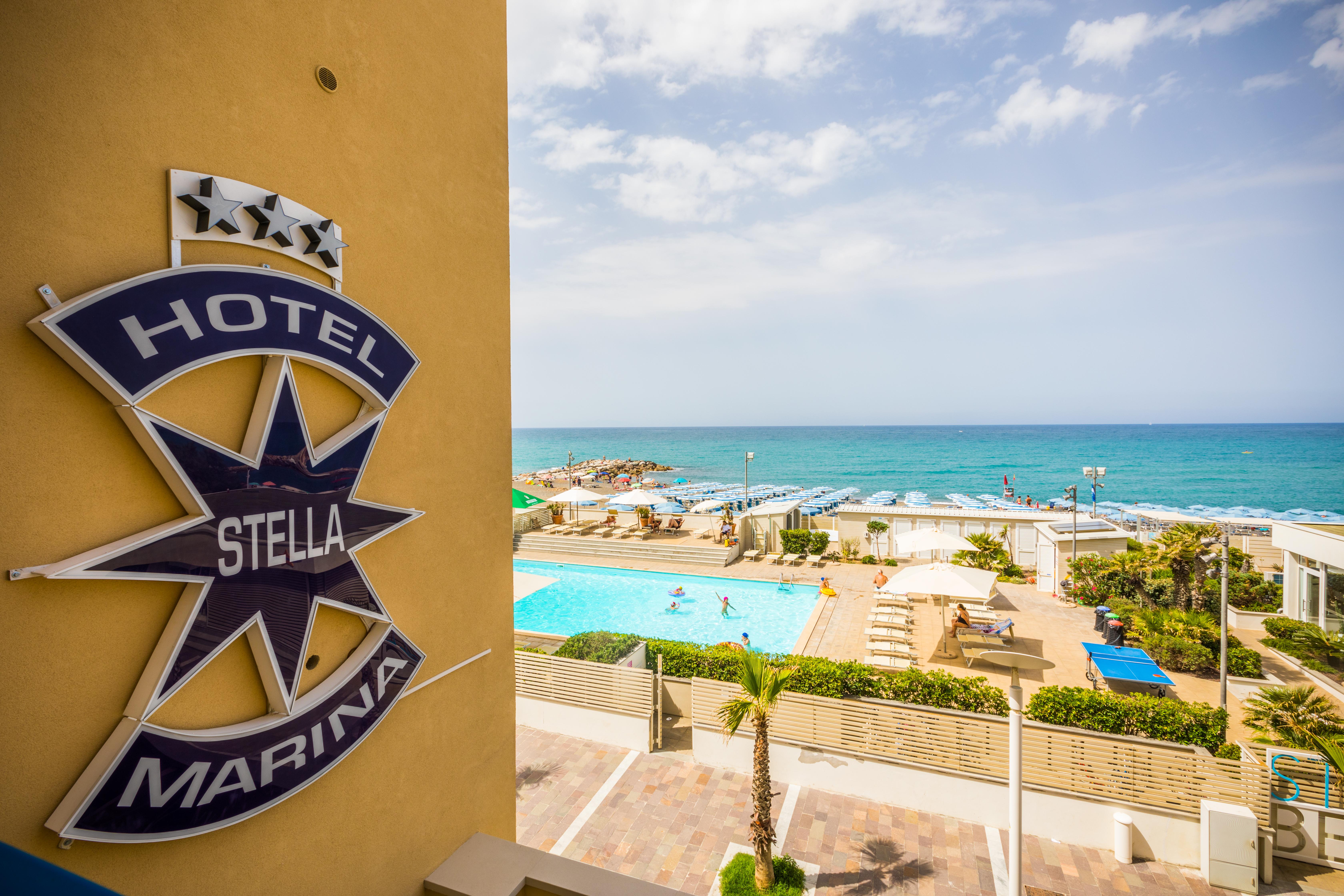 Hotel Stella Marina マリーナ・ディ・チェーチナ エクステリア 写真