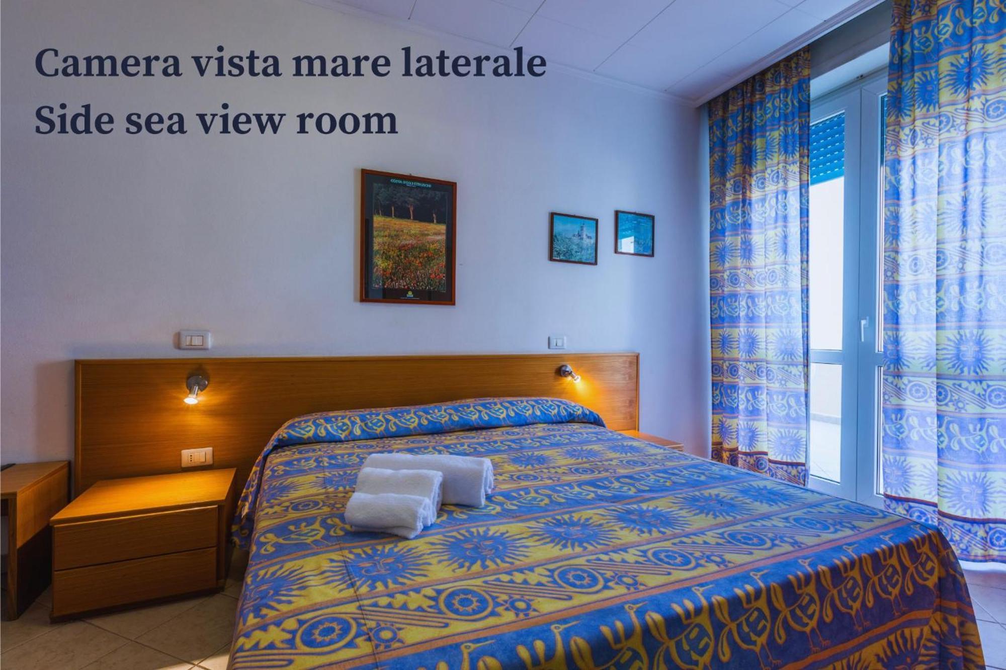 Hotel Stella Marina マリーナ・ディ・チェーチナ エクステリア 写真